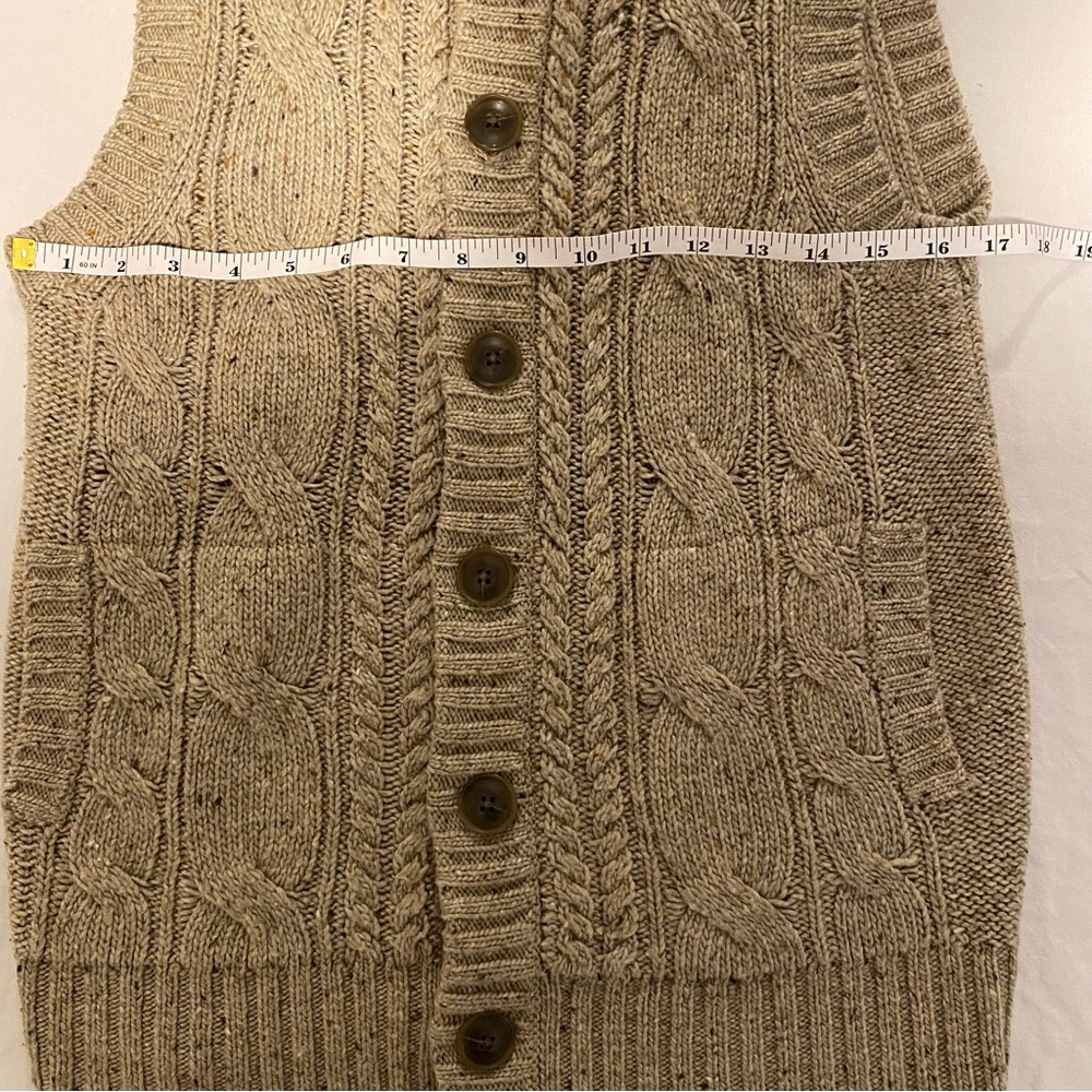 Uniqlo Women 6 Sleeveless Cardigan Vest Cable Knit Button Up Grandpa Chunky - Picture 8 of 9